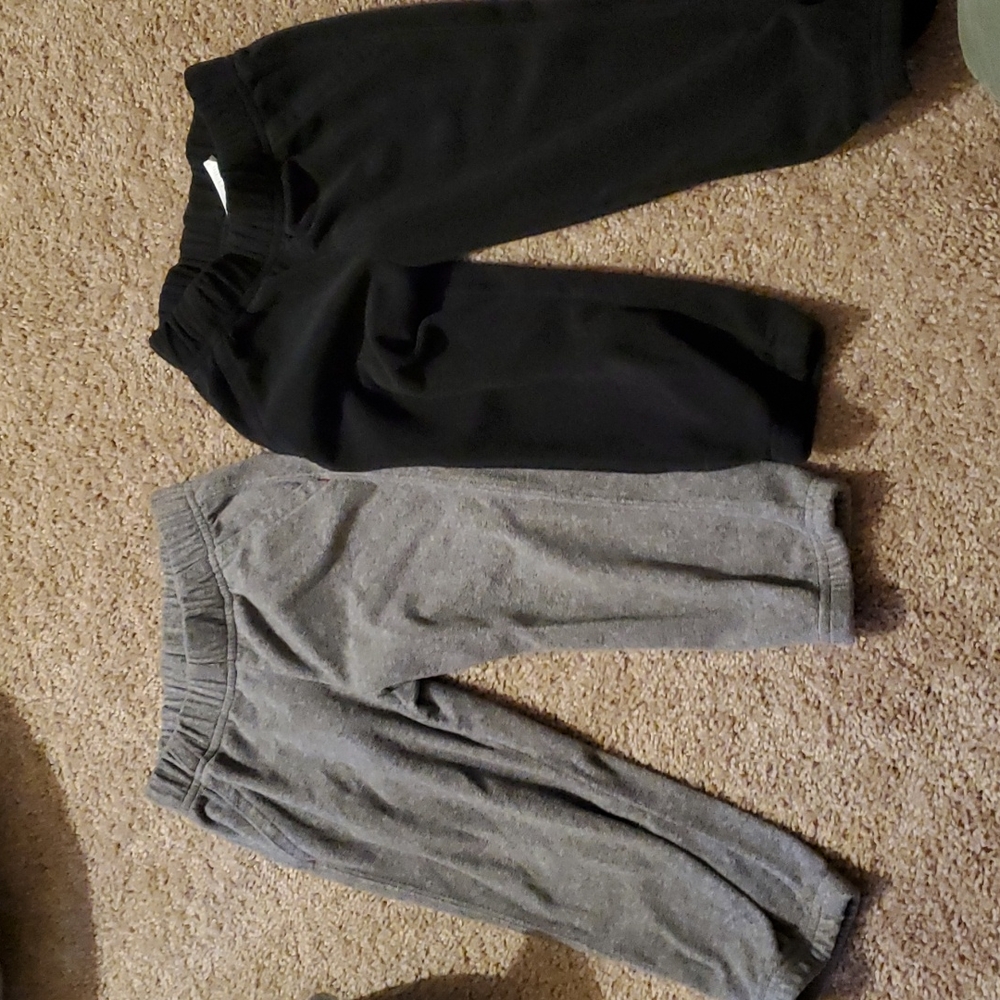 3 pair carters fleece pants 2T